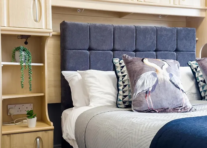 Dom wakacyjny Stunning House Free Parking Garden Wifi *