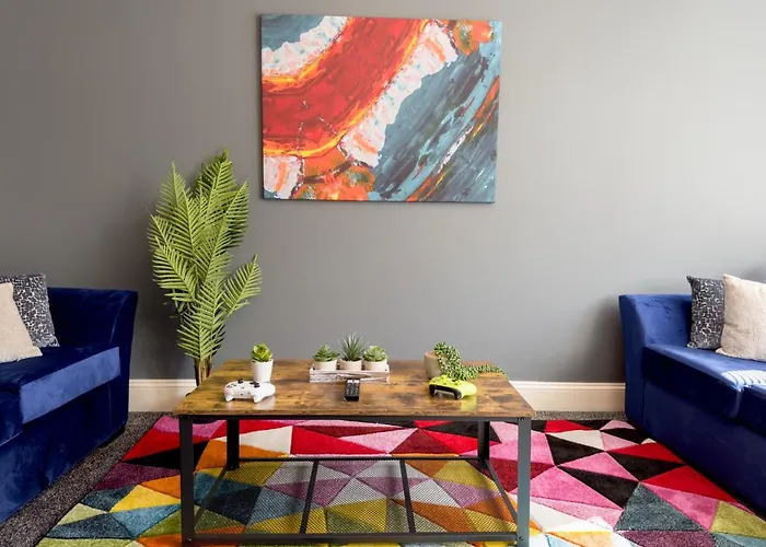 Stunning House Free Parking Garden Wifi Nyaraló