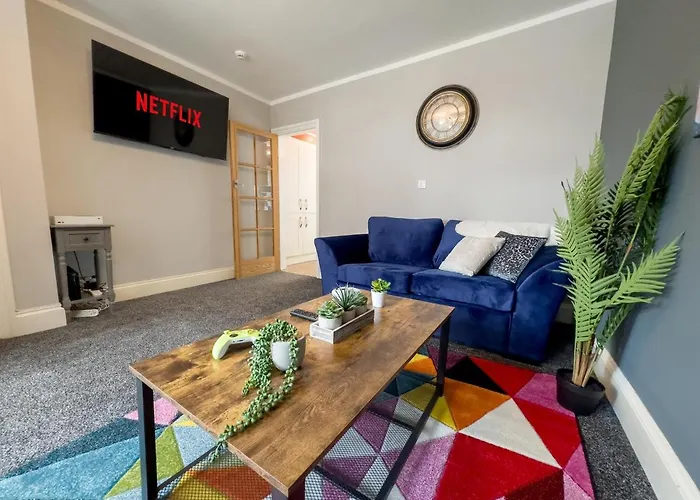 Stunning House Free Parking Garden Wifi Nyaraló *