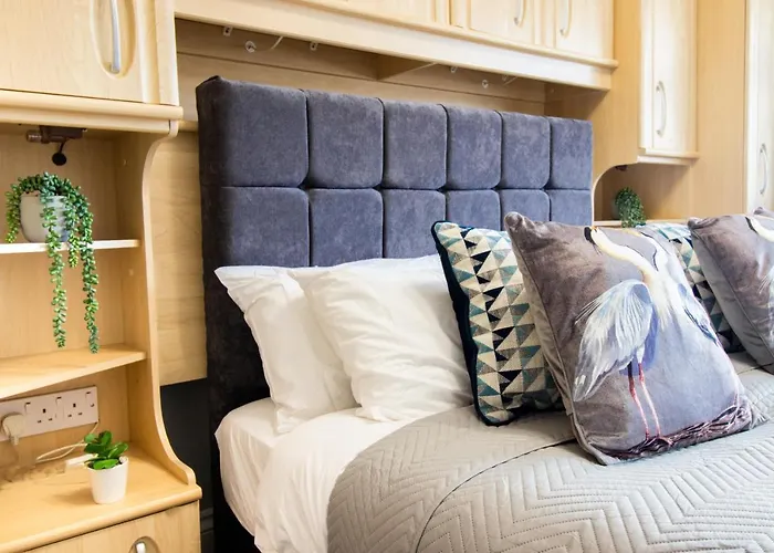 Stunning House Free Parking Garden Wifi Nyaraló